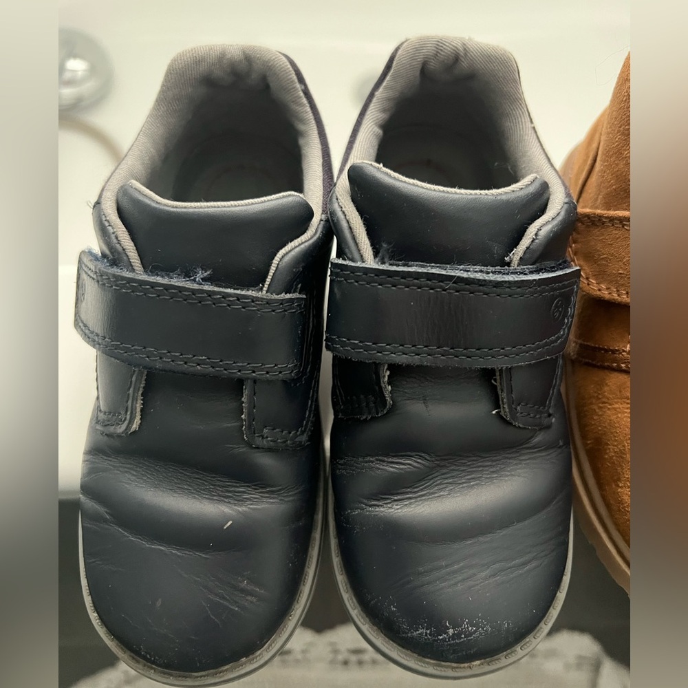 Edit….Toddler Boys Shoe, Blue, 10T